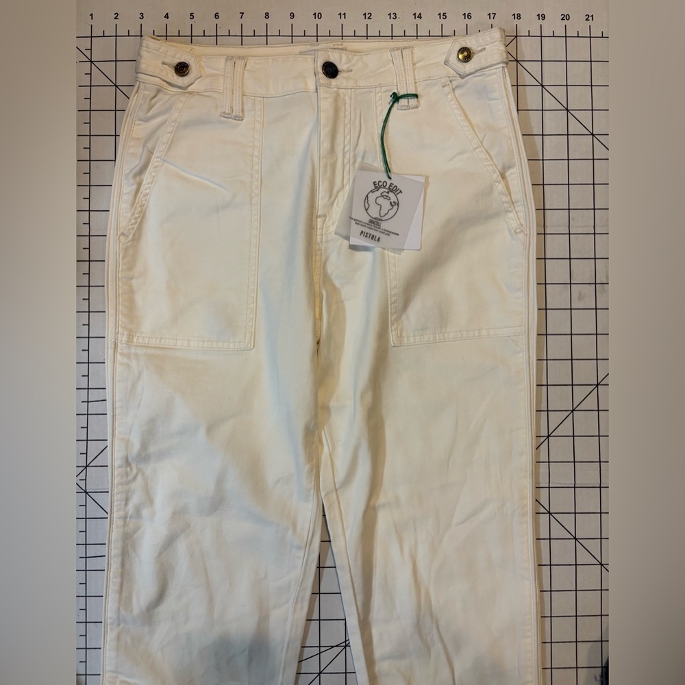 NWT Pistola Women’s Size 28 Ecru High Rise Cropped Utility Pant - Picture 2 of 10
